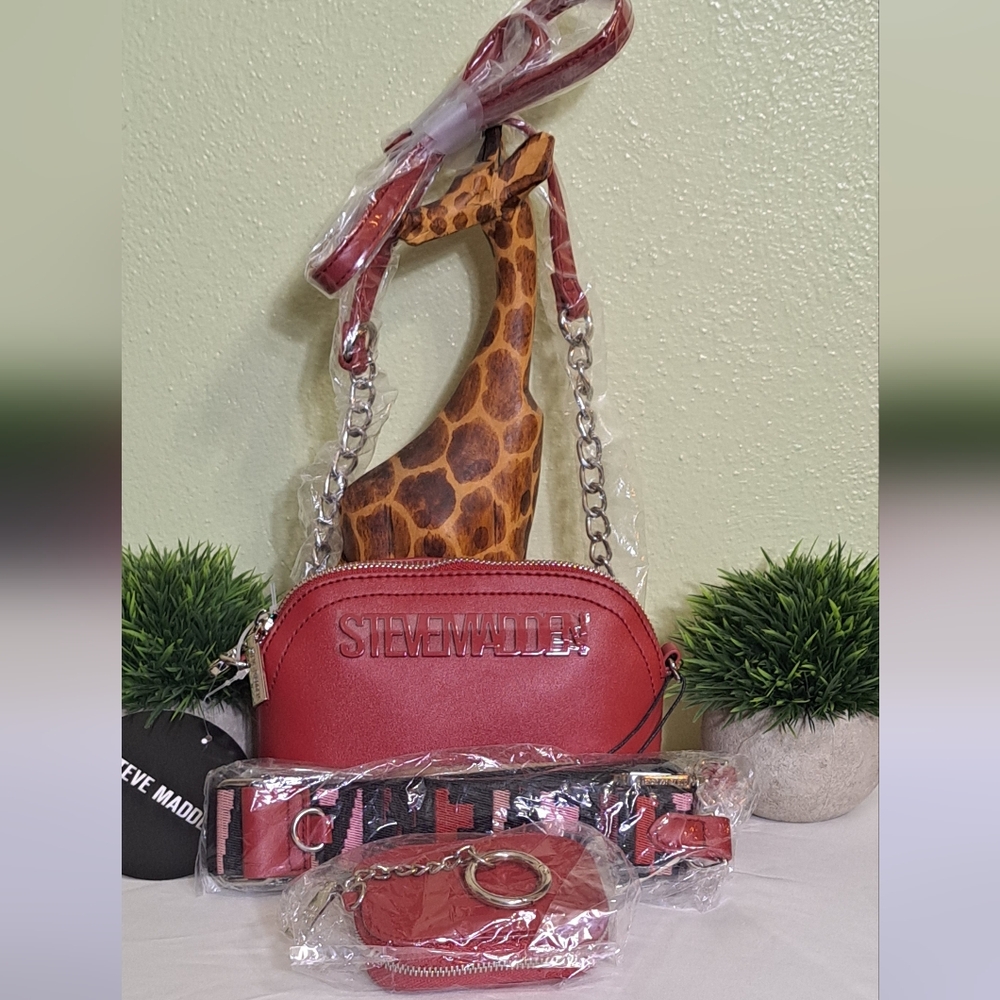 Steve Madden Crossbody Bag Purse - case - strap   Chevy Red 3-Piece Set NWT
